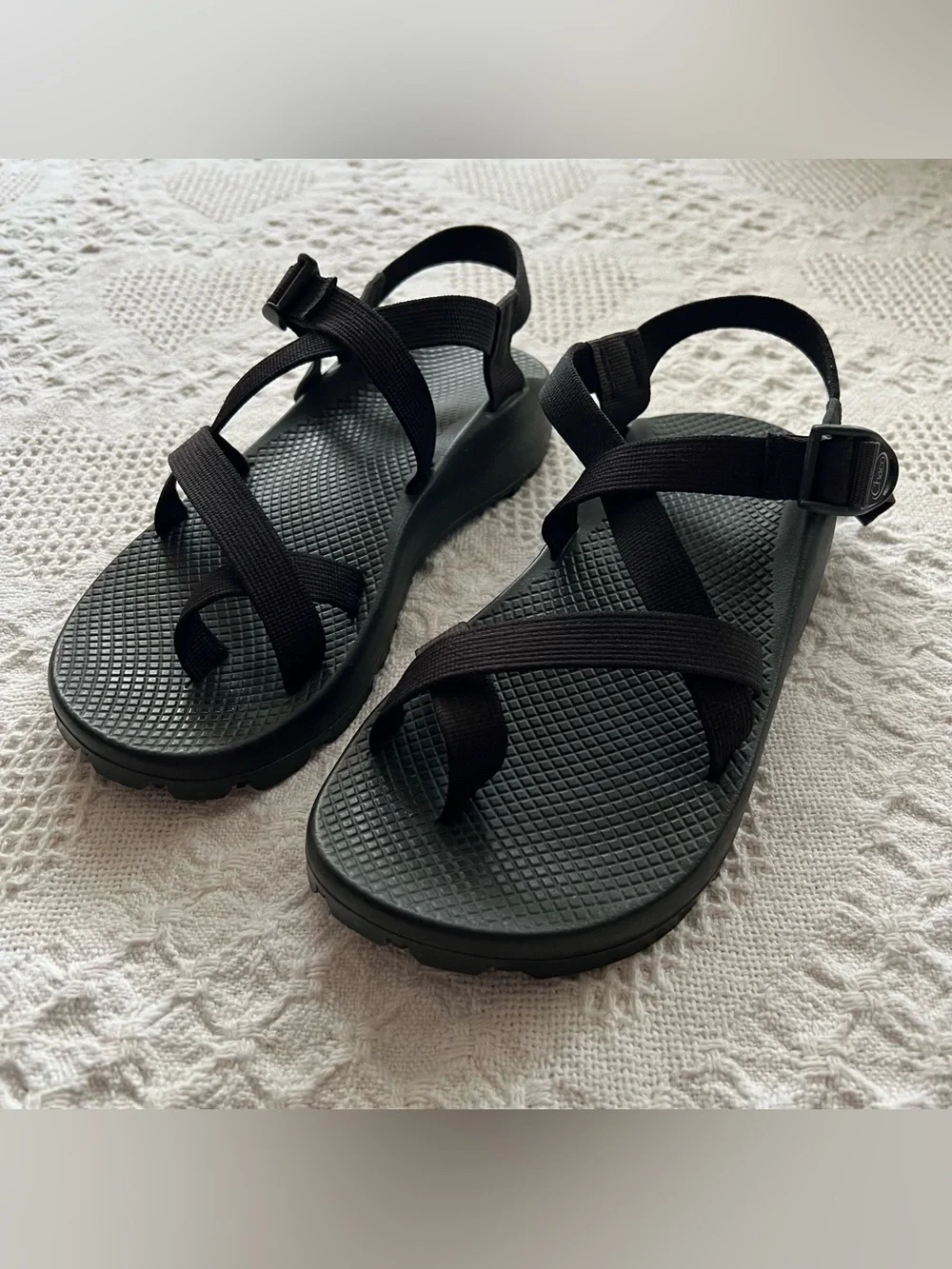 Chaco Men's Z/2 Adjustable Strap Classic Sandal Black Outdoor Adventure Size 10